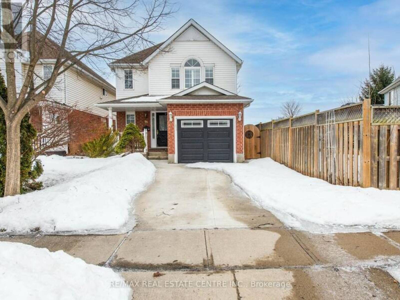 98 KOVAC ROAD, Cambridge, Ontario N1R 8K4