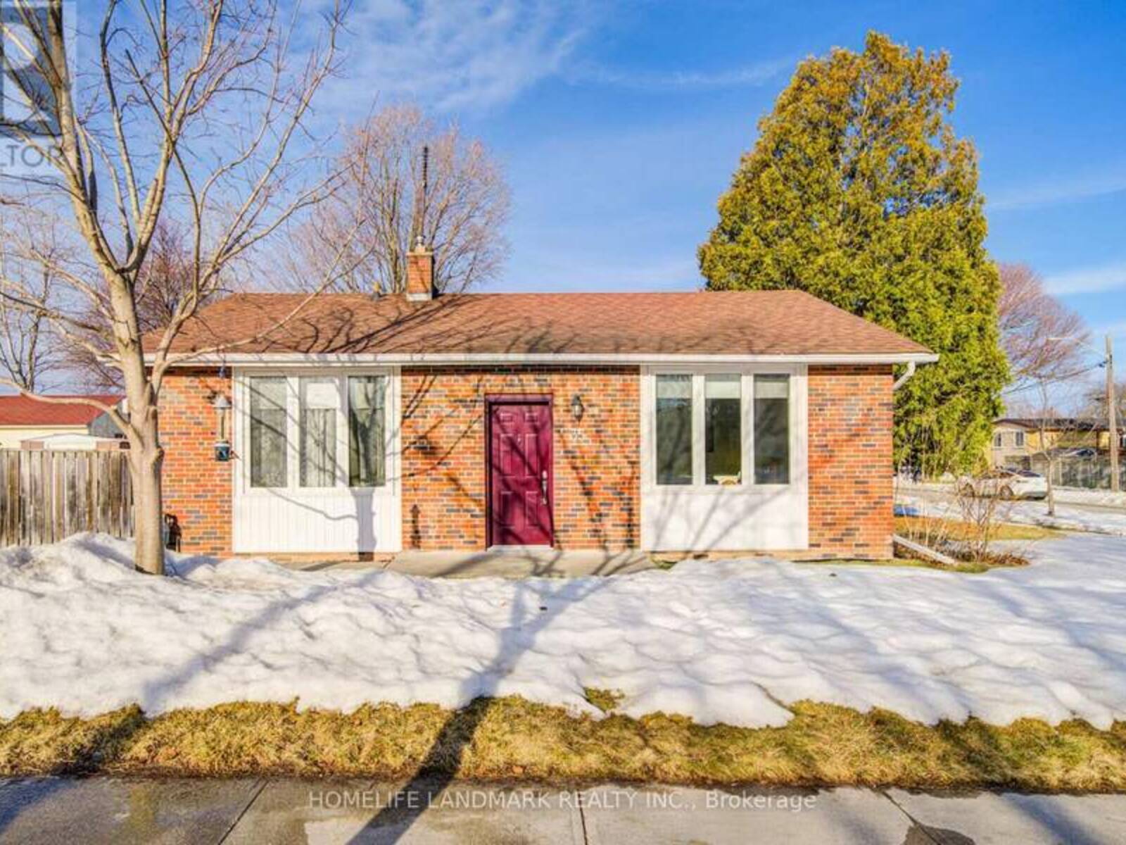 35 BENSHIRE DRIVE, Toronto, Ontario M1H 1M3