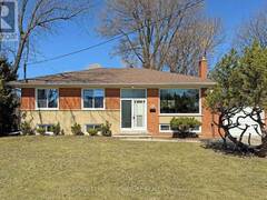 96 ELVASTON DRIVE Toronto Ontario, M4A 1N6