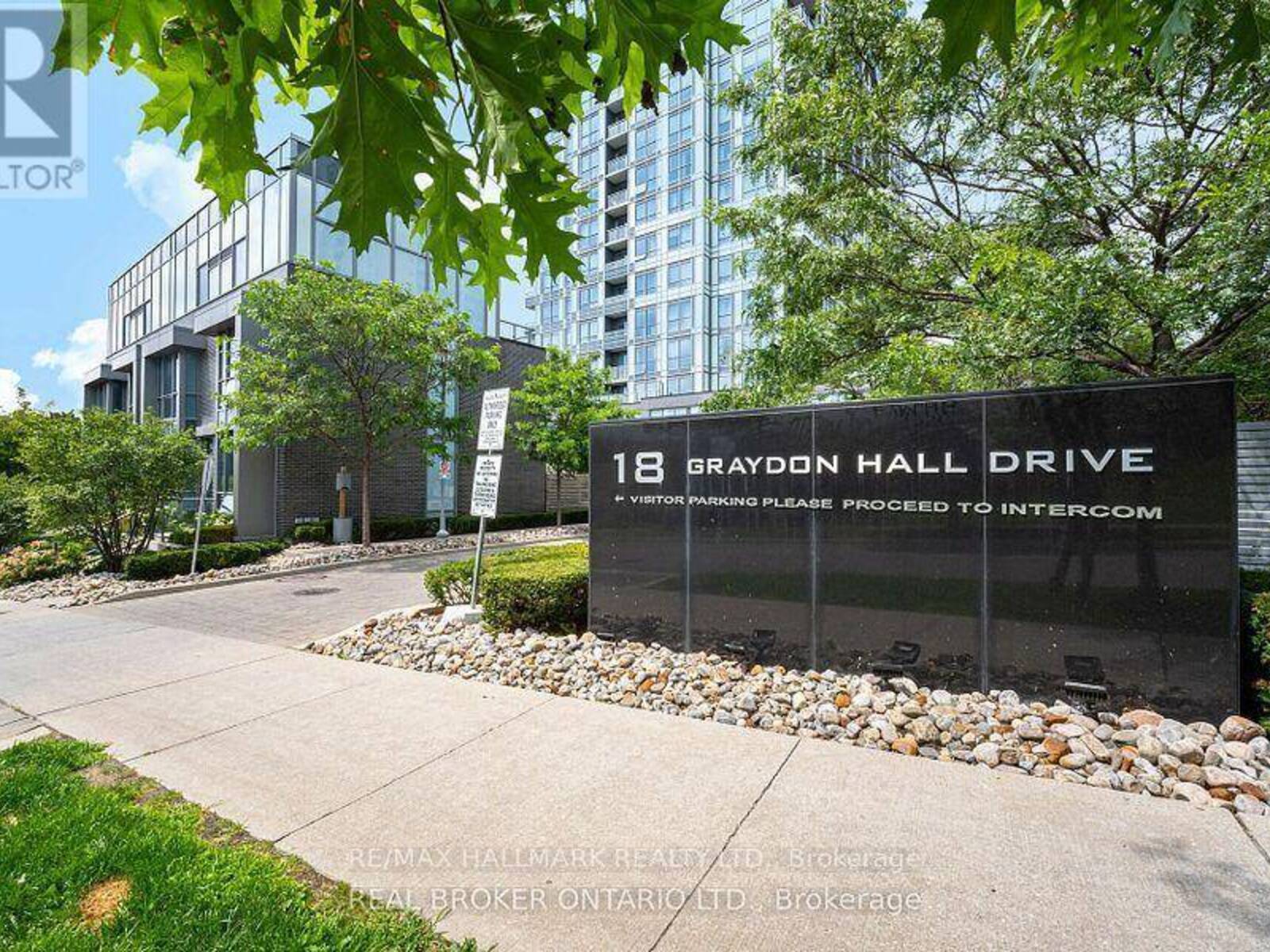 2103 - 18 GRAYDON HALL DRIVE, Toronto, Ontario M3A 2Z9