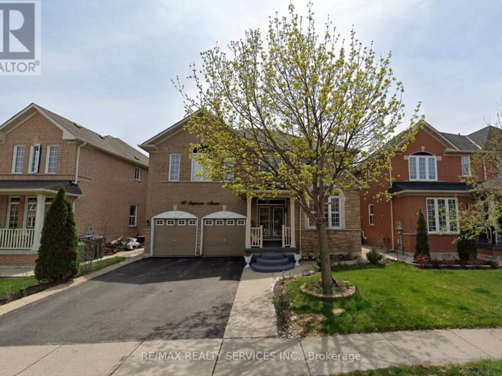 10 SUGARCANE AVENUE, Brampton, Ontario L6R 3C8