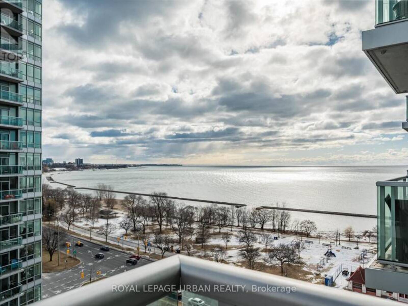 1205 - 1910 LAKESHORE BOULEVARD W, Toronto, Ontario M6S 1A4