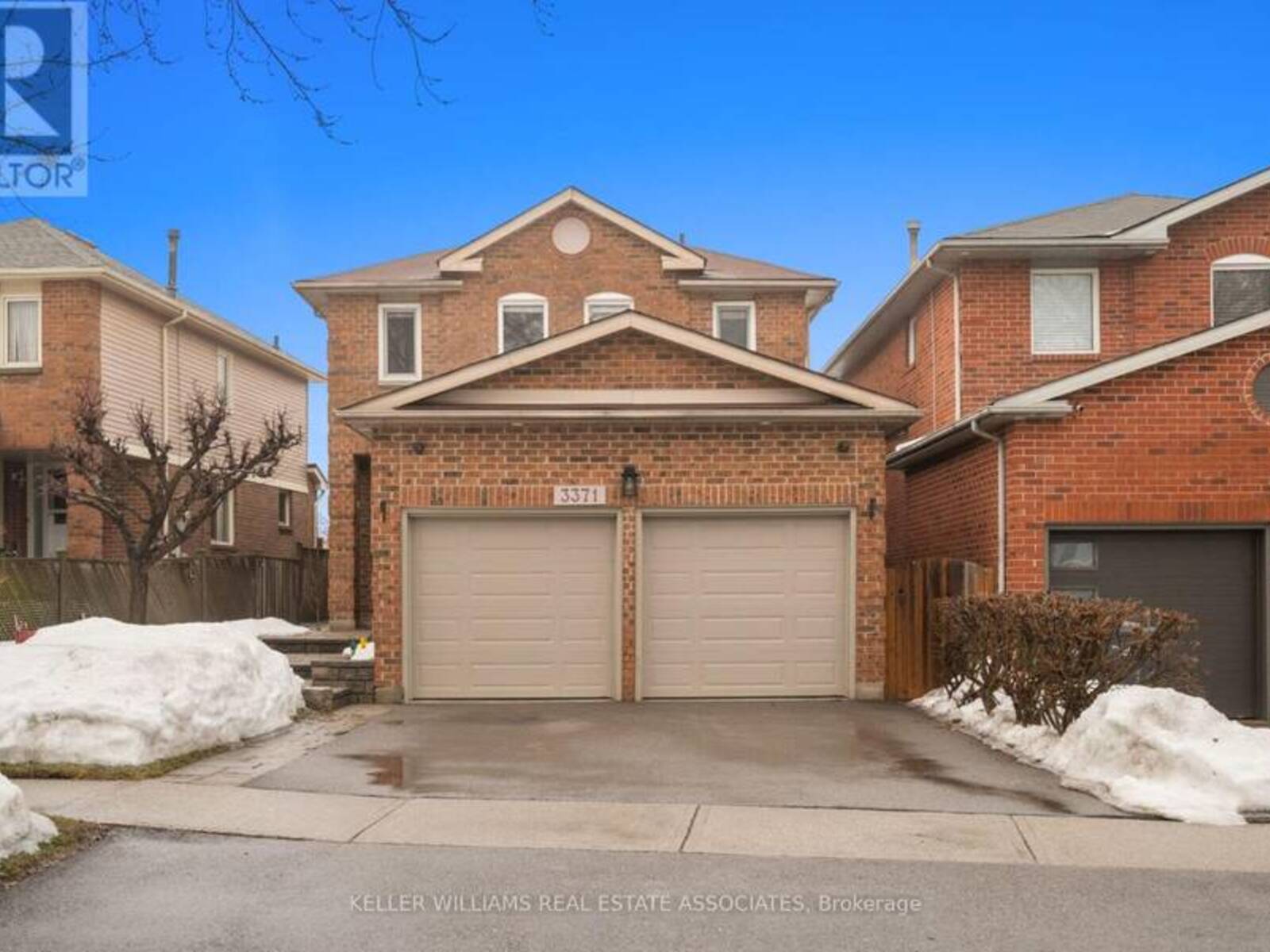 3371 CHARTRAND CRESCENT, Mississauga, Ontario L5L 4C6