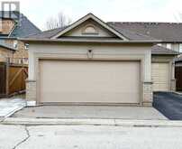 82 ELLESMERE STREET | Richmond Hill Ontario | Slide Image Nine