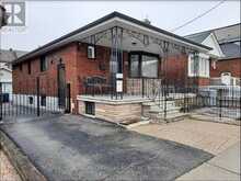 436 OAKWOOD AVENUE | Toronto Ontario | Slide Image Three