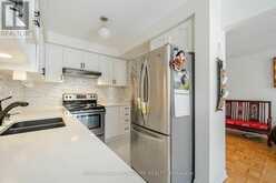 7 VIA CASSIA DRIVE | Toronto Ontario | Slide Image Nine