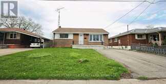 7150 DOUGLAS CRESCENT | Niagara Falls Ontario | Slide Image One