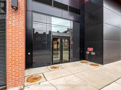 517 - 665 QUEEN STREET E Toronto Ontario, M4M 0G3