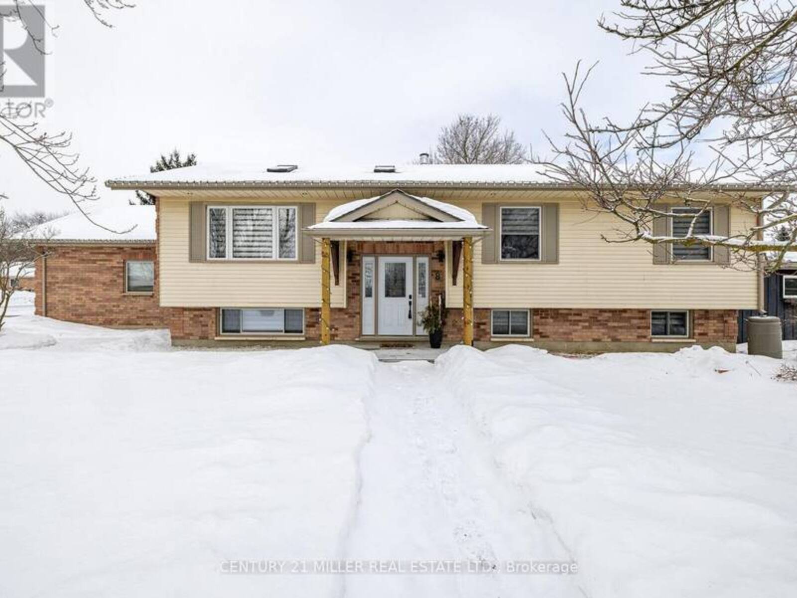 8 WILSON CRESCENT, Elora, Ontario N0B 1S0