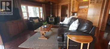 397 HEALEY LAKE WA | The Archipelago Ontario | Slide Image Nine