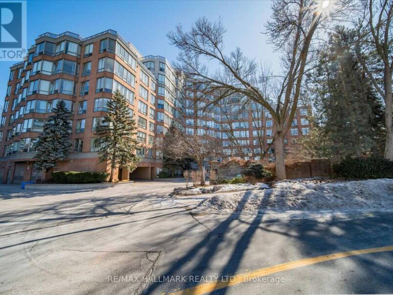 116 - 1 RIPLEY AVENUE, Toronto, Ontario M6S 4Z6