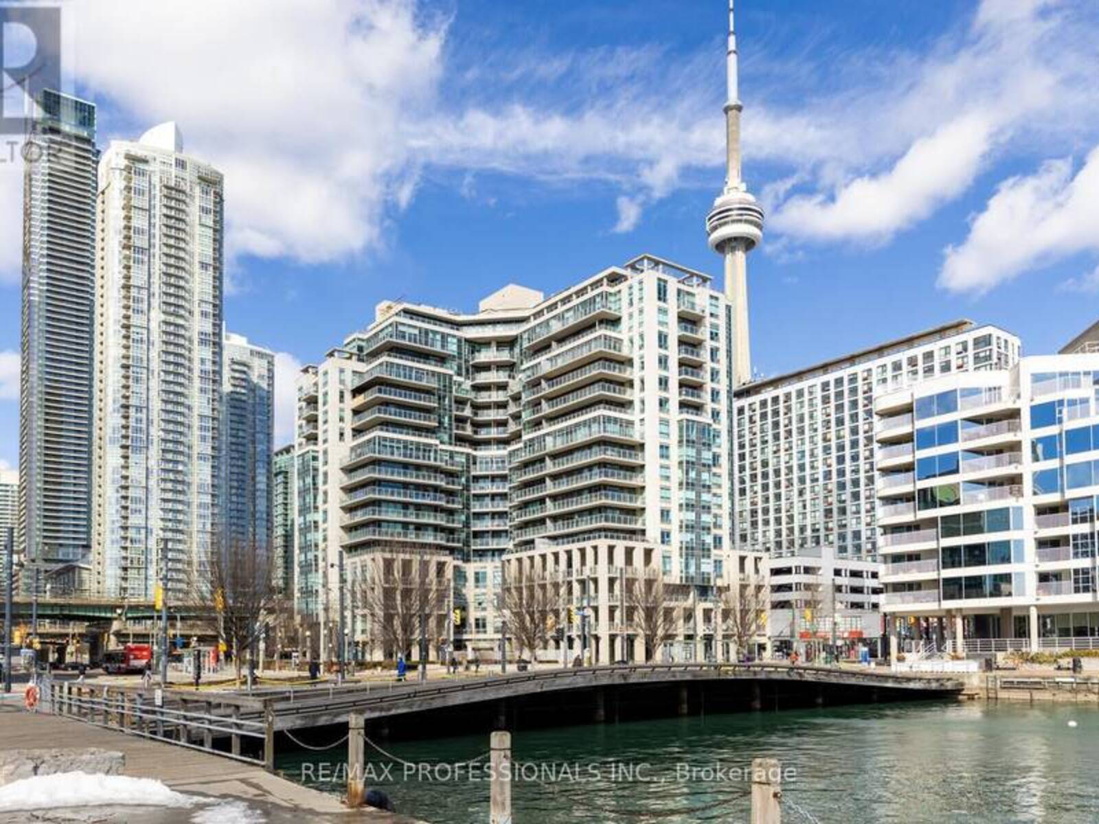 517 - 410 QUEENS QUAY W, Toronto, Ontario M5V 3T1