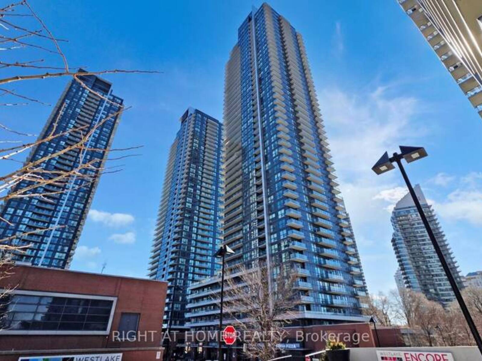 2005 - 2220 LAKE SHORE BOULEVARD W, Toronto, Ontario M8V 0C1