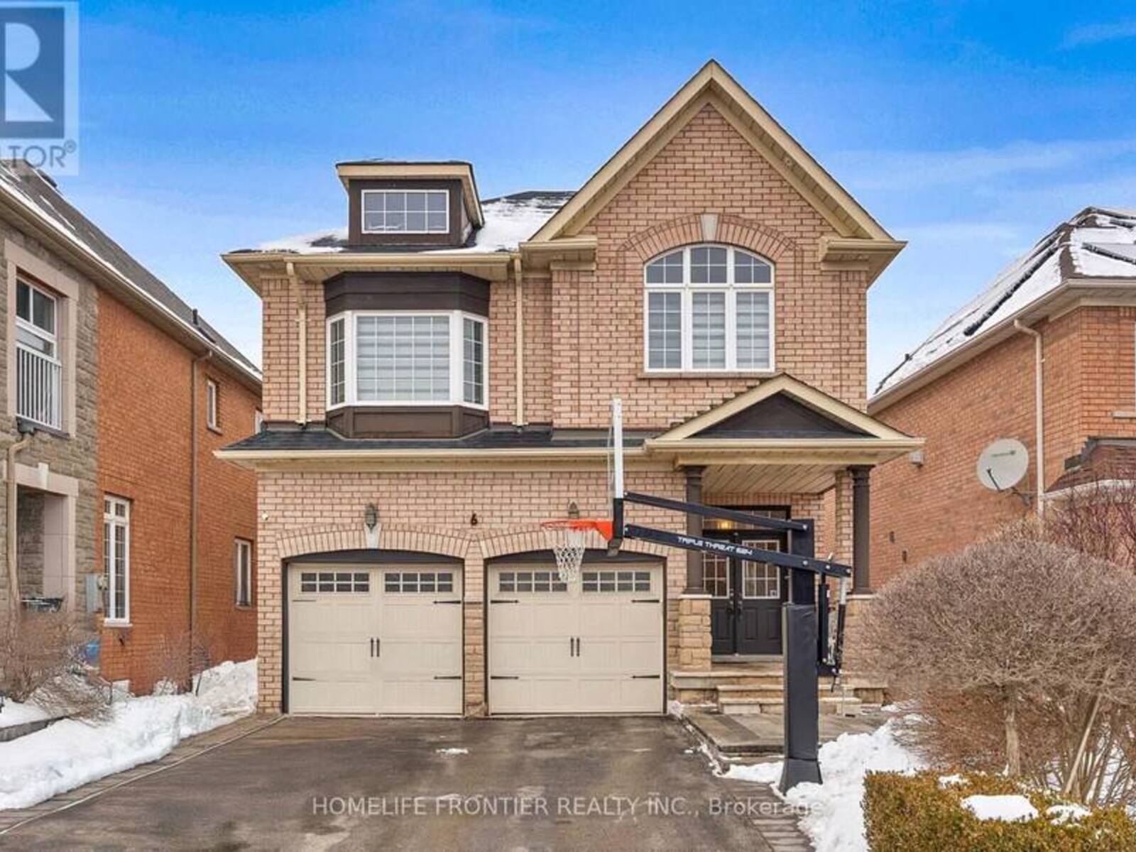 6 STRAUSS ROAD, Vaughan, Ontario L4J 8Z6