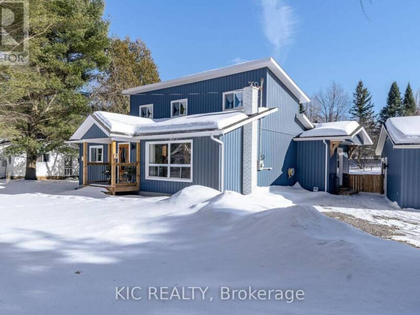 138 ALPINE LAKE ROAD, Bobcaygeon, Ontario K0M 1A0