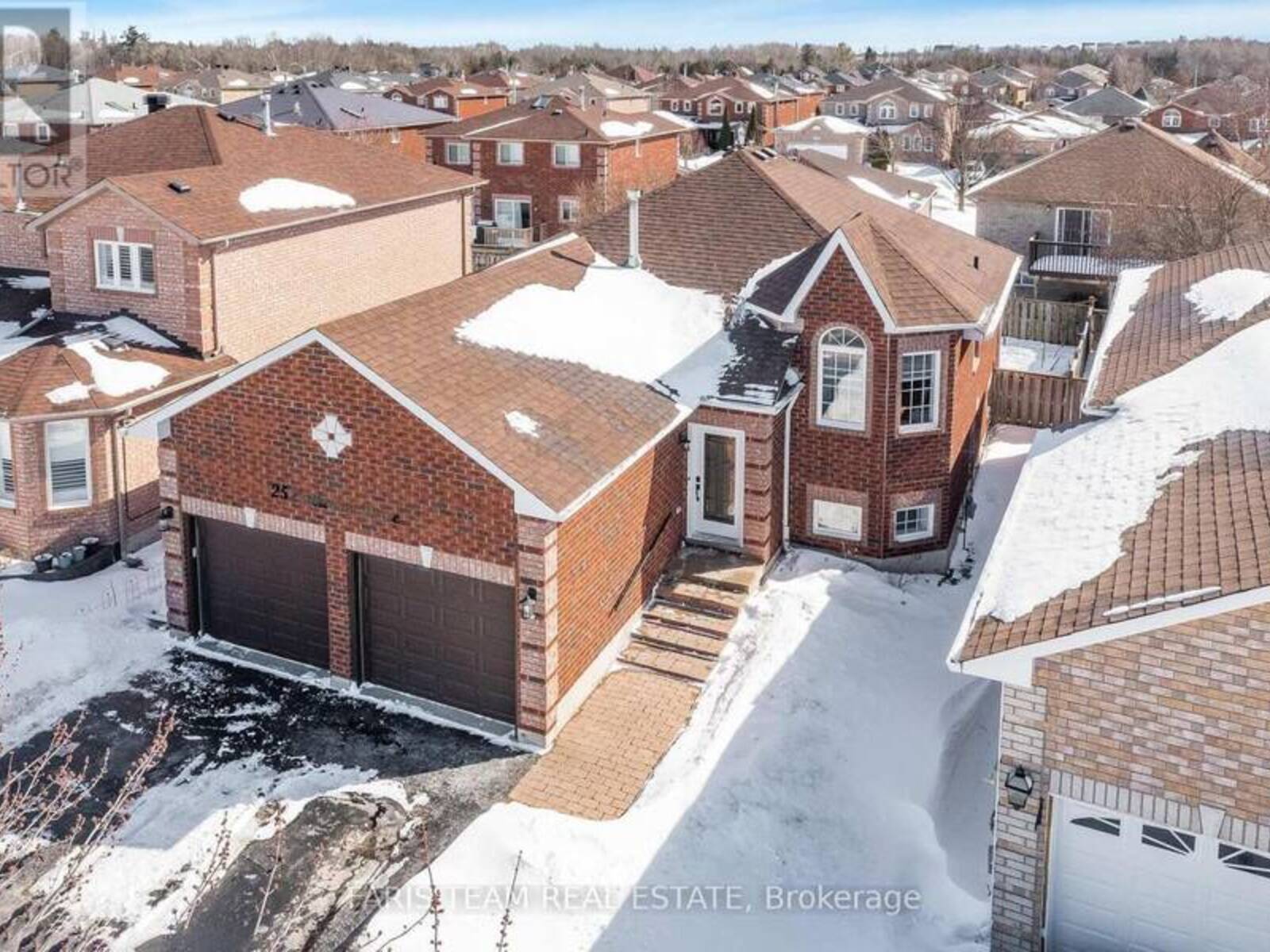 25 CATHERINE DRIVE, Barrie, Ontario L4N 0Y5