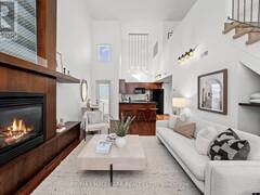 302 - 21 EARL STREET Toronto Ontario, M4Y 3C8