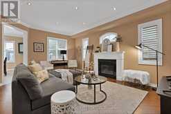 4 BERGER AVENUE | Markham Ontario | Slide Image Nine