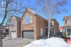 41 BUTTERCUP LANE | Brampton Ontario | Slide Image One