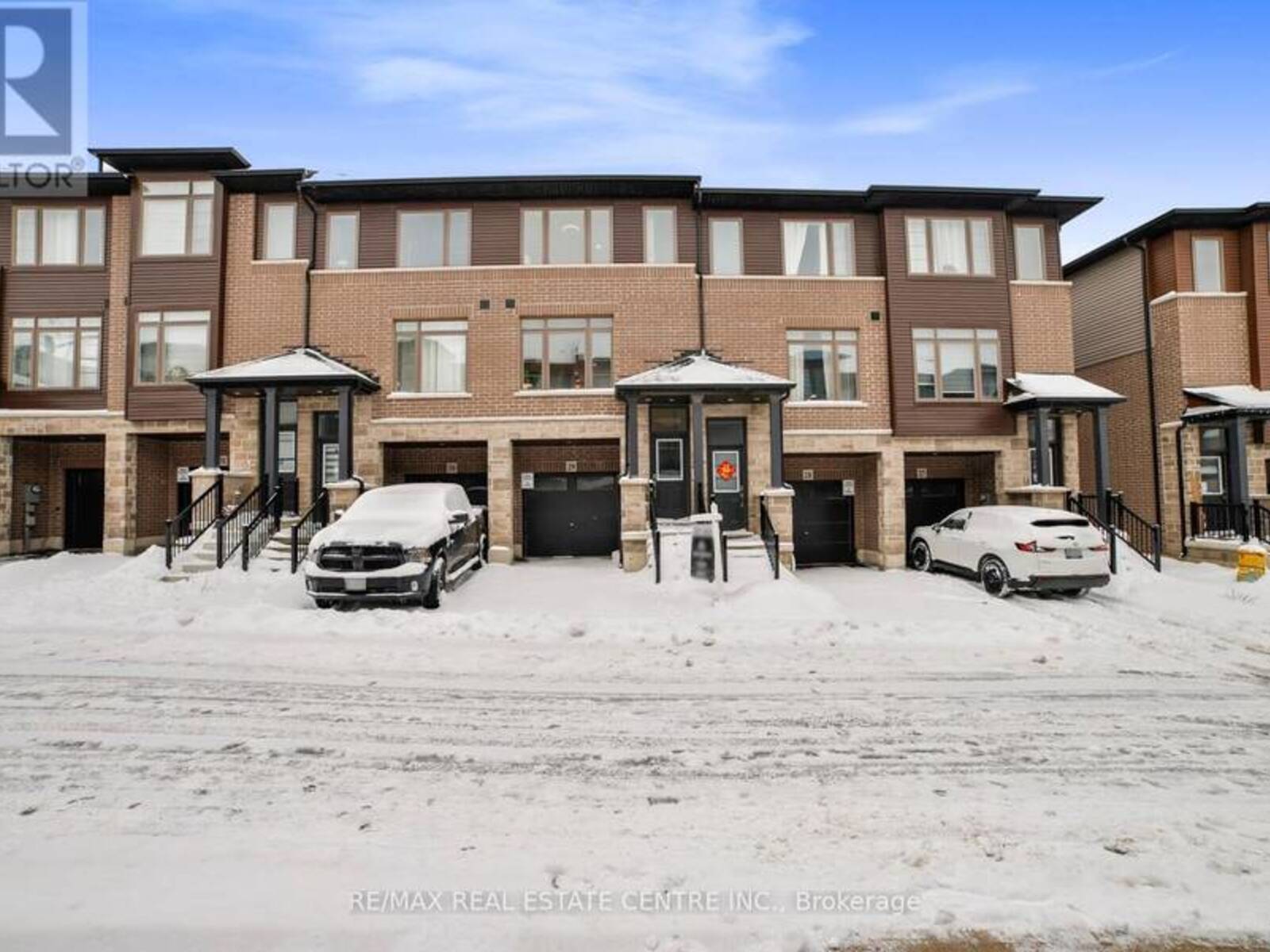 29 - 61 SOHO STREET W, Hamilton, Ontario L8J 0M6