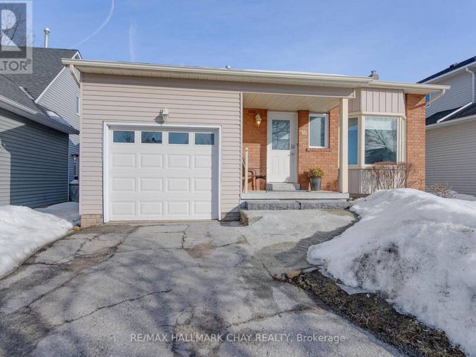 40 KNICELY ROAD, Barrie, Ontario L4N 6V3