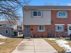 27 - 149 BAY STREET Woodstock Ontario, N4S 8H7