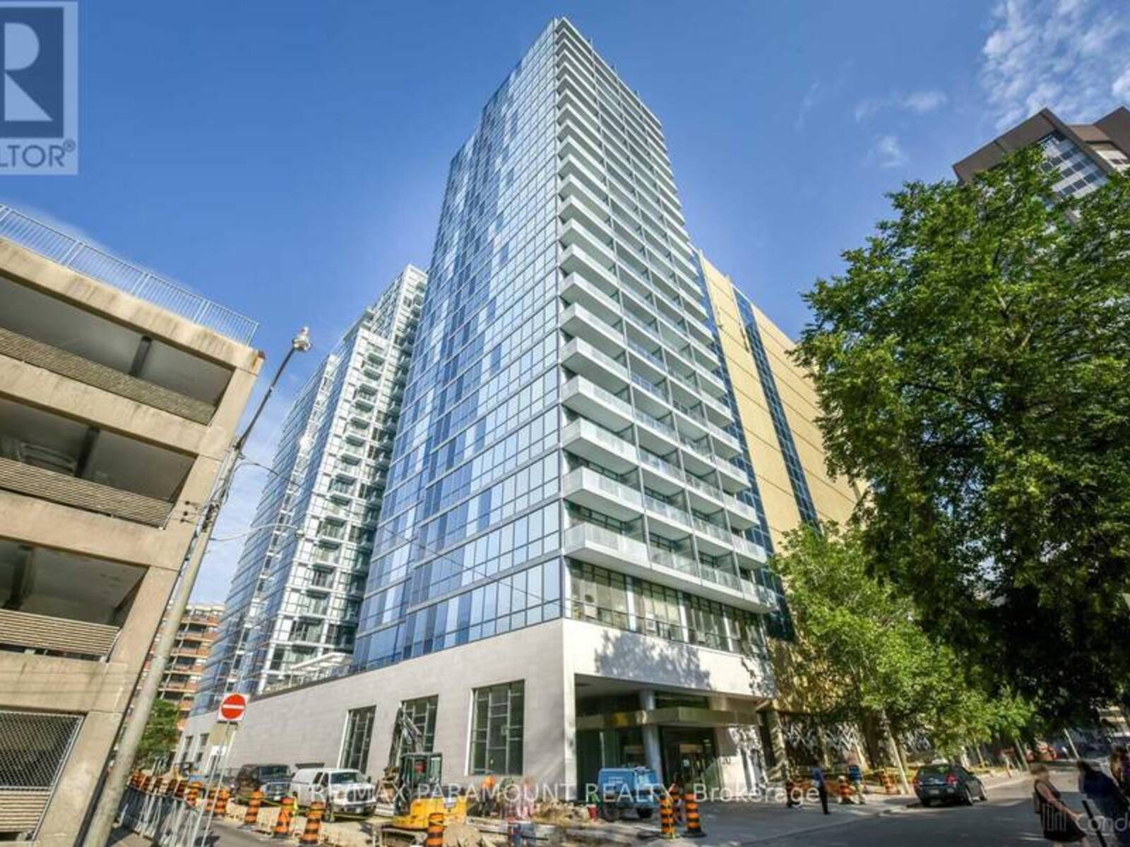 1302 - 210 SIMCOE STREET, Toronto, Ontario M5T 0A9