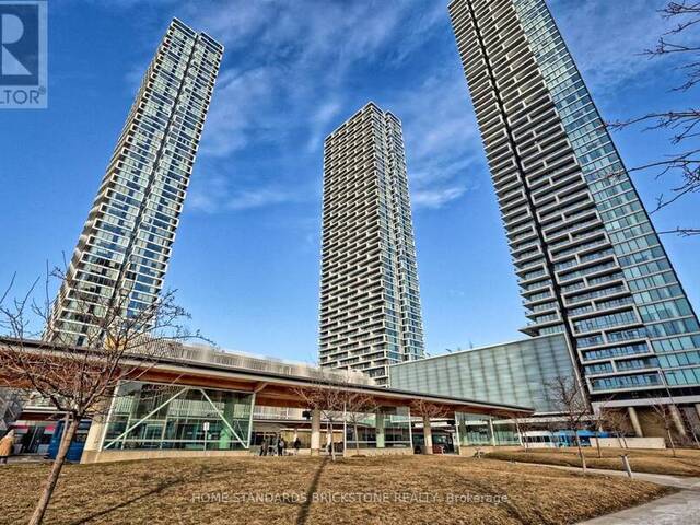 3707 - 898 PORTAGE PARKWAY Vaughan Ontario, L4K 0J6 - 2 Bedrooms Condo For Sale