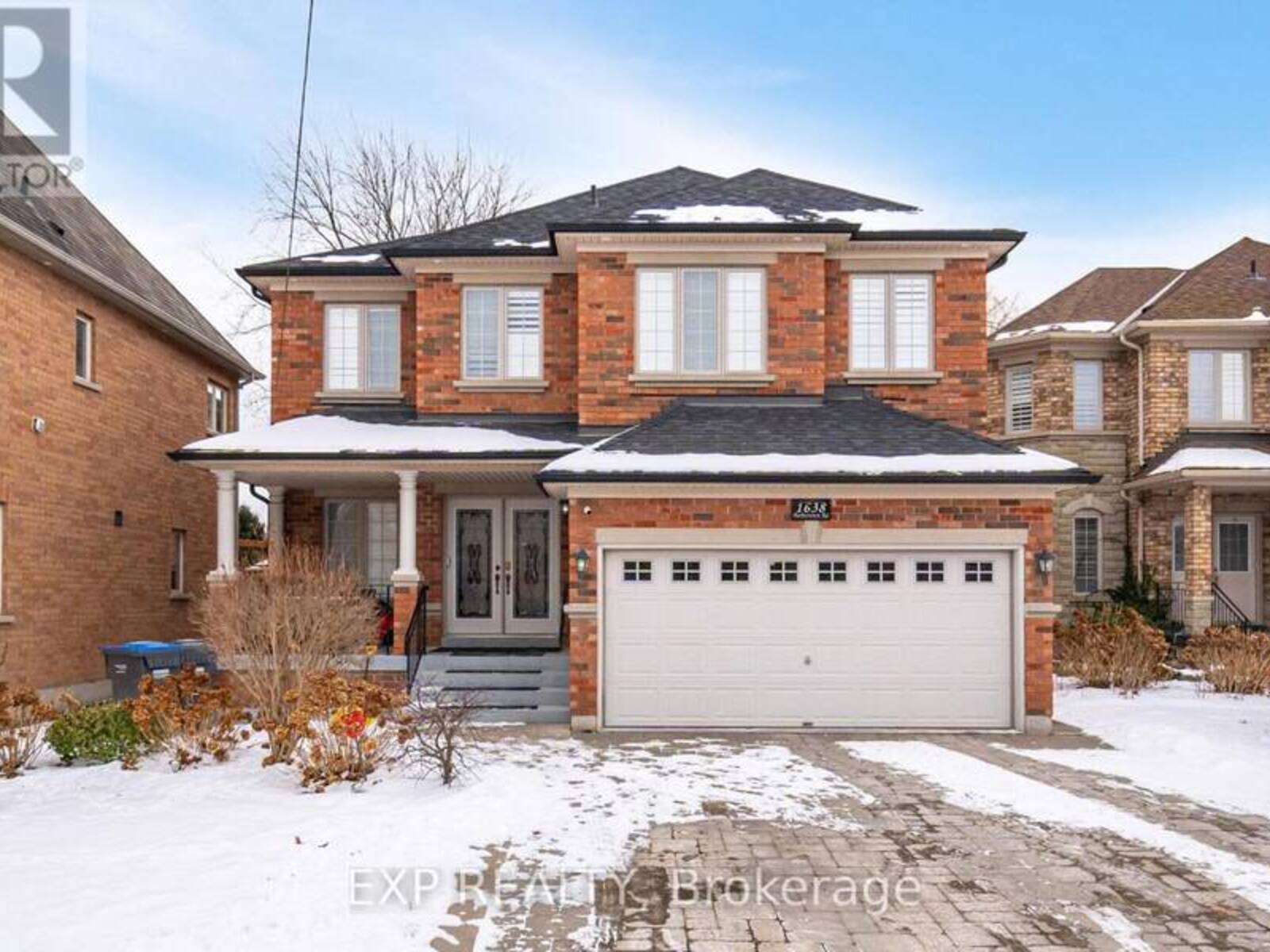 1638 BARBERTOWN ROAD, Mississauga, Ontario L5M 6J2