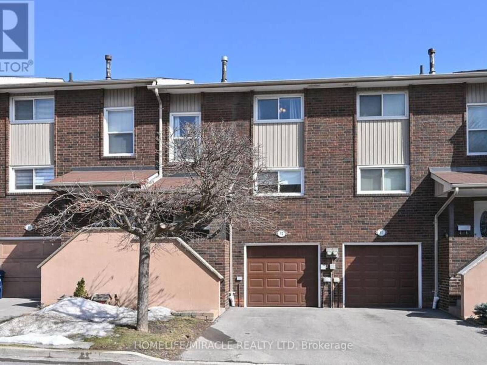 91 - 92 PERMFIELD PATH, Toronto, Ontario M9C 4Y5