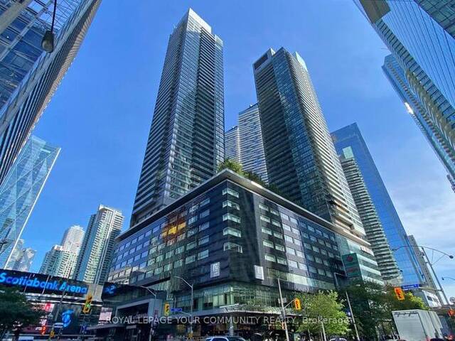 3001 - 55 BREMNER BOULEVARD Toronto Ontario, M5J 0A6 - 2 Bedrooms Condo For Sale