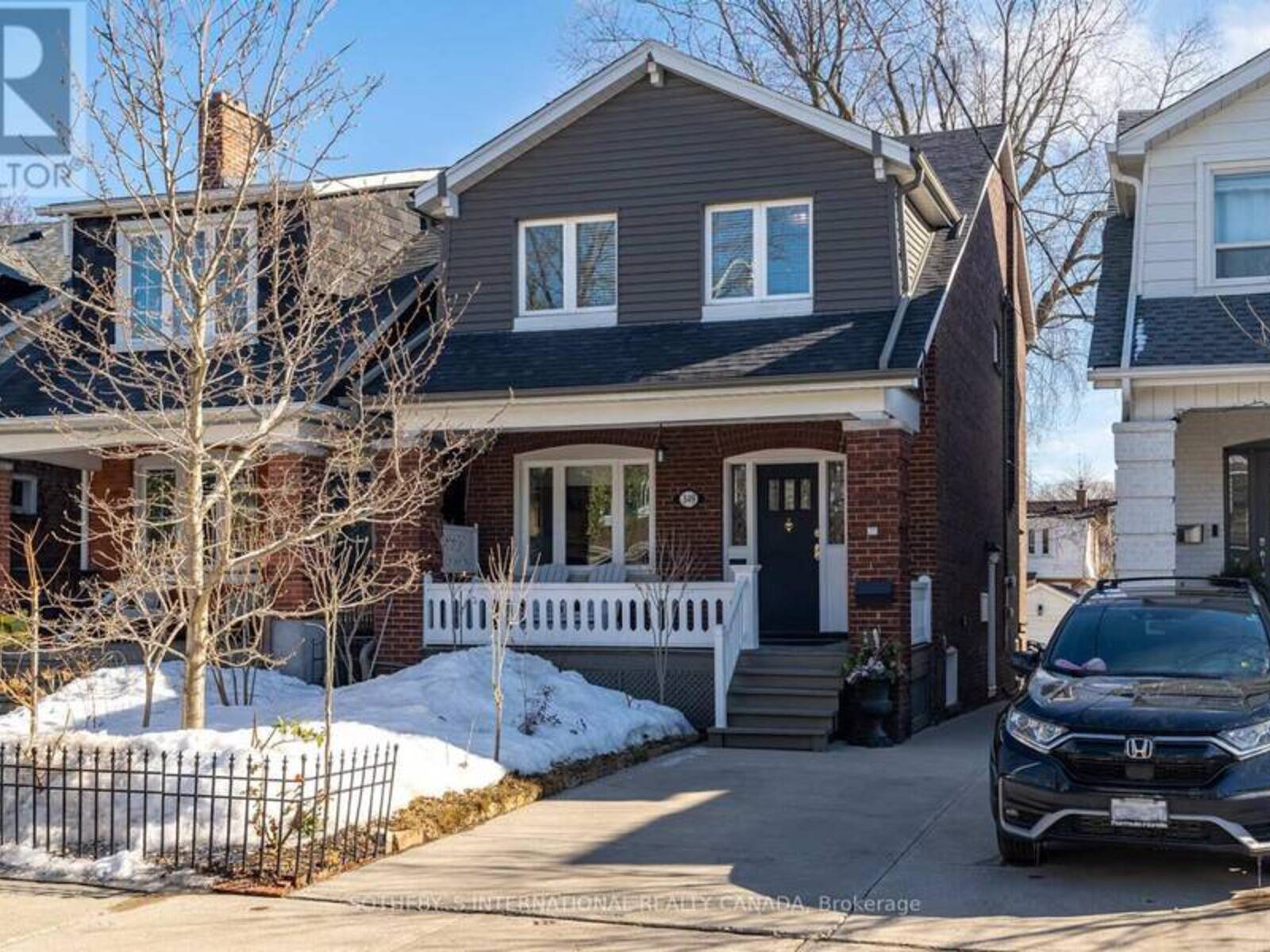 349 MILVERTON BOULEVARD, Toronto, Ontario M4J 1W1