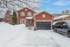 14 SNOWY OWL CRESCENT | Barrie Ontario | Slide Image Five