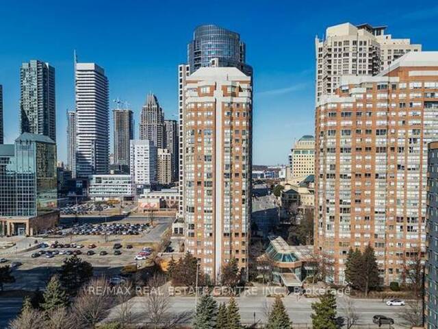 702 - 335 WEBB DRIVE Mississauga Ontario, L5B 4A1 - 3 Bedrooms Condo For Sale