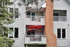 12 - 2 RAMBLINGS WAY | Collingwood Ontario | Slide Image Ten