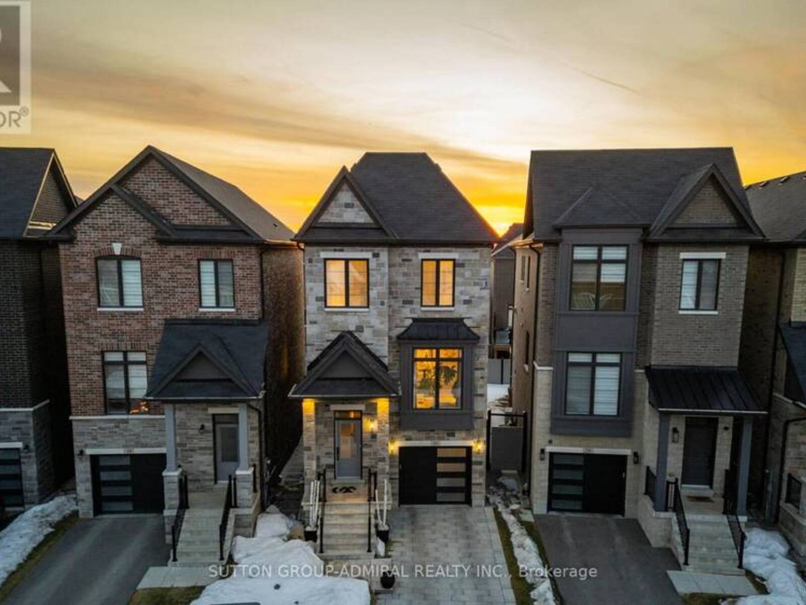 30 VELIA COURT, Vaughan, Ontario L4H 4S5