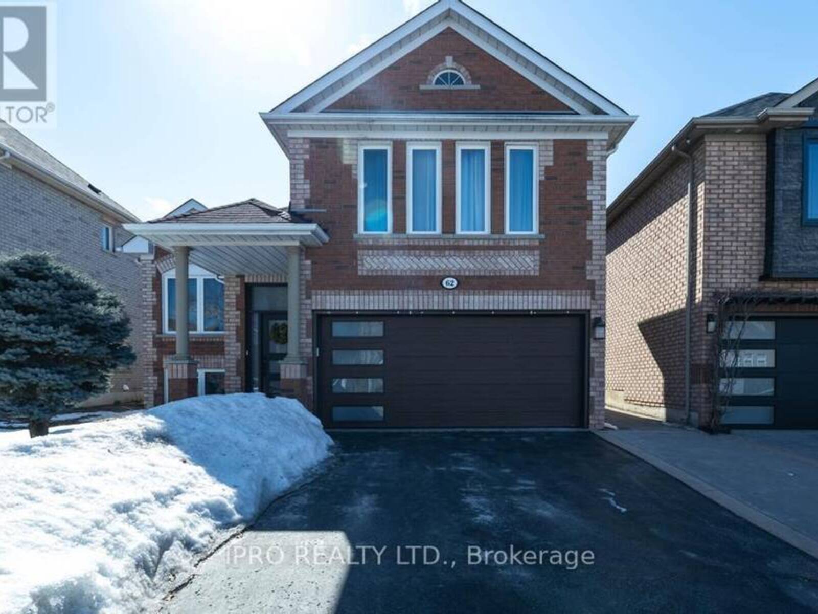 62 MASTERS GREEN CRESCENT, Brampton, Ontario L7A 3K5