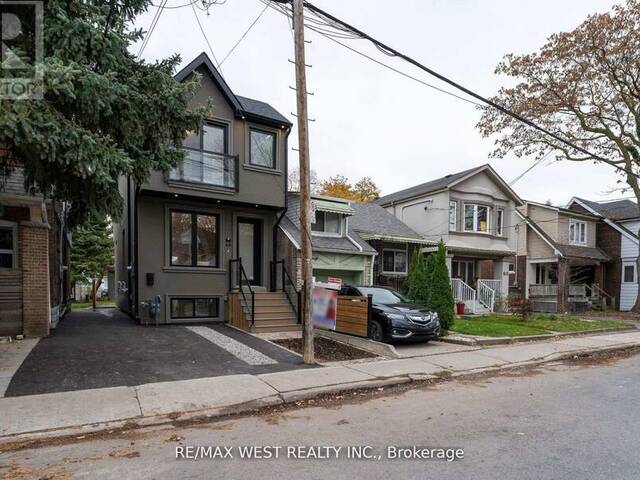 411 MAIN STREET Toronto Ontario, M4C 4X2 - Property For Sale