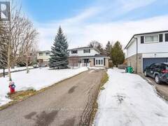 4 PACER COURT Brampton Ontario, L6Y 1X4