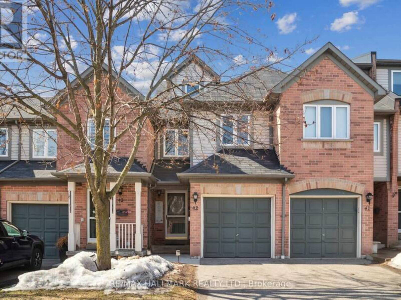 42 - 2088 LEANNE BOULEVARD, Mississauga, Ontario L5K 2S7