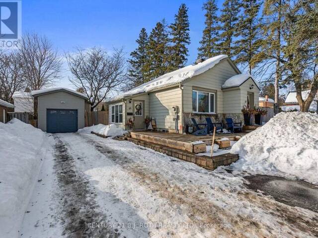 88 PUGET STREET Barrie Ontario, L4M 4N4 - 5 Bedrooms Home For Sale