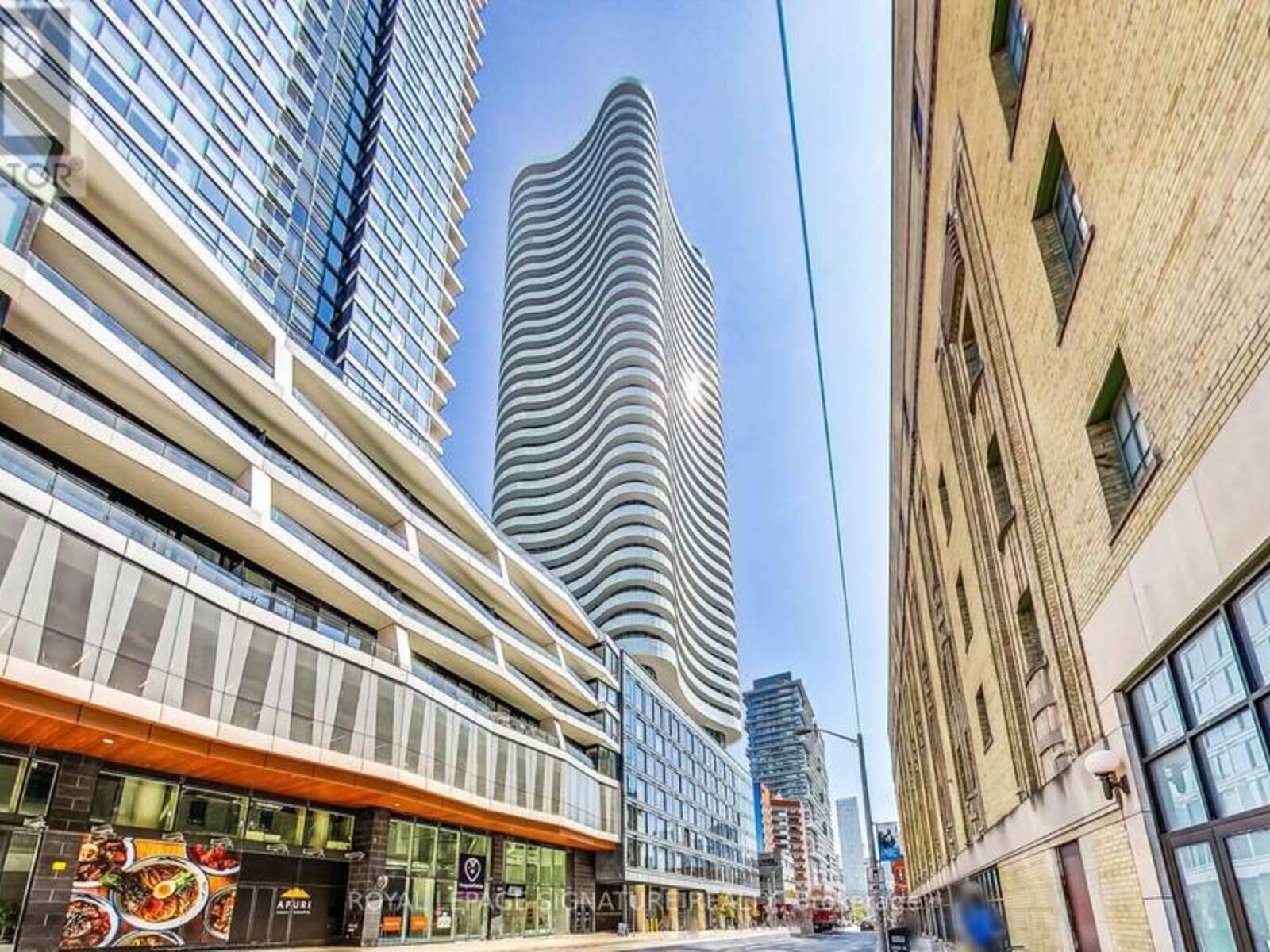 4002 - 403 CHURCH STREET, Toronto, Ontario M4Y 0C9