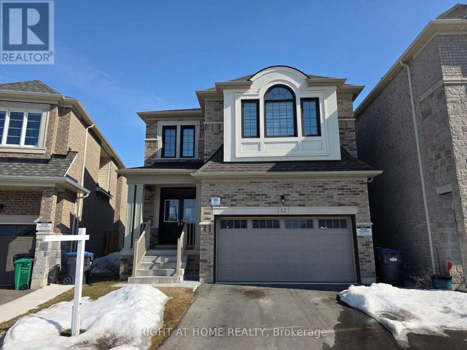 12 IXWORTH CIRCLE, Brampton, Ontario L6Y 6J8