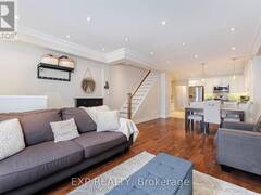 34 DENNIS AVENUE Toronto Ontario, M6N 2T6