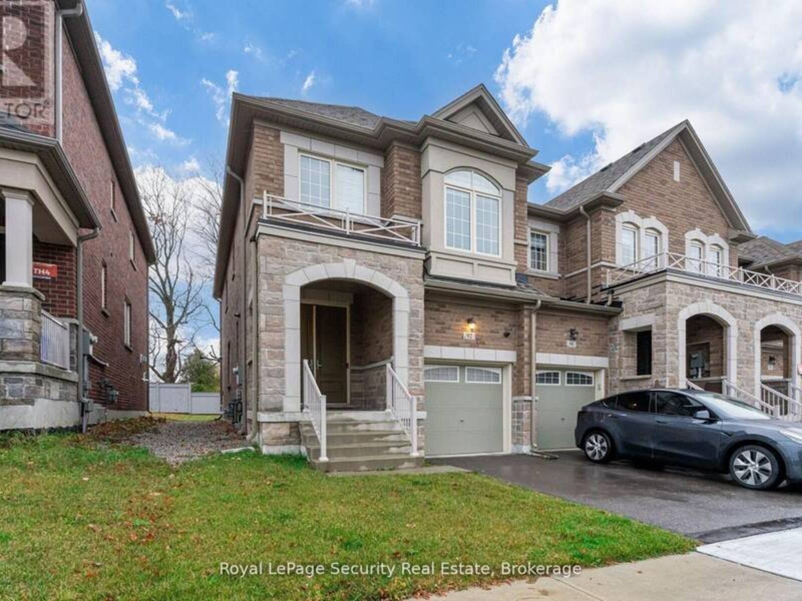 92 DRIZZEL CRESCENT, Richmond Hill, Ontario L4E 2Z1