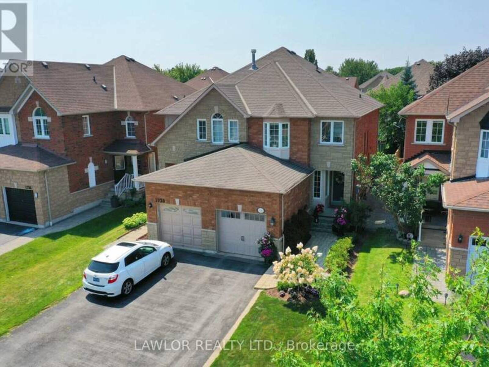 1740 SILVER MAPLE DRIVE, Pickering, Ontario L1V 6X9