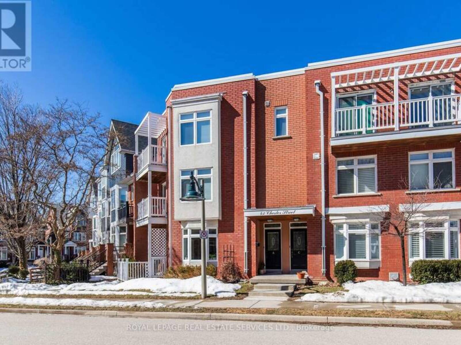 A - 43A CHESTER STREET, Oakville, Ontario L6H 6J9