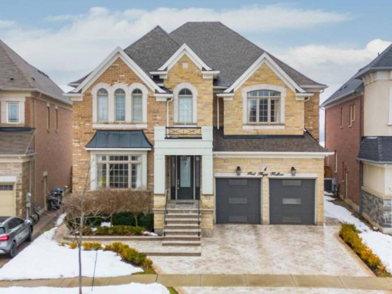 4 PORT HOPE HOLLOW, Brampton, Ontario L6Y 0C1