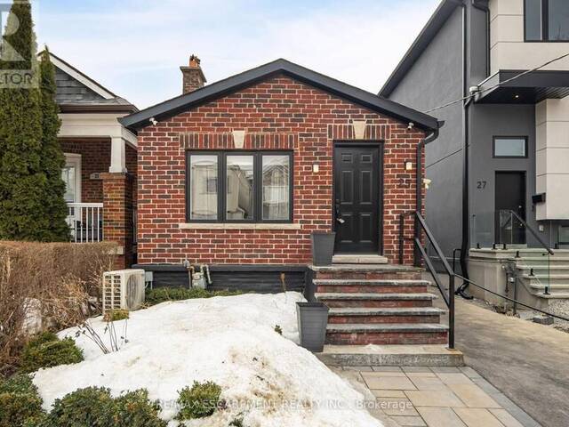 25 BELGRAVIA AVENUE Toronto Ontario, M6E 2M4 - 3 Bedrooms Home For Sale