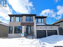 150 ROSANNE CIRCLE Wasaga Beach Ontario, L9Z 0N1